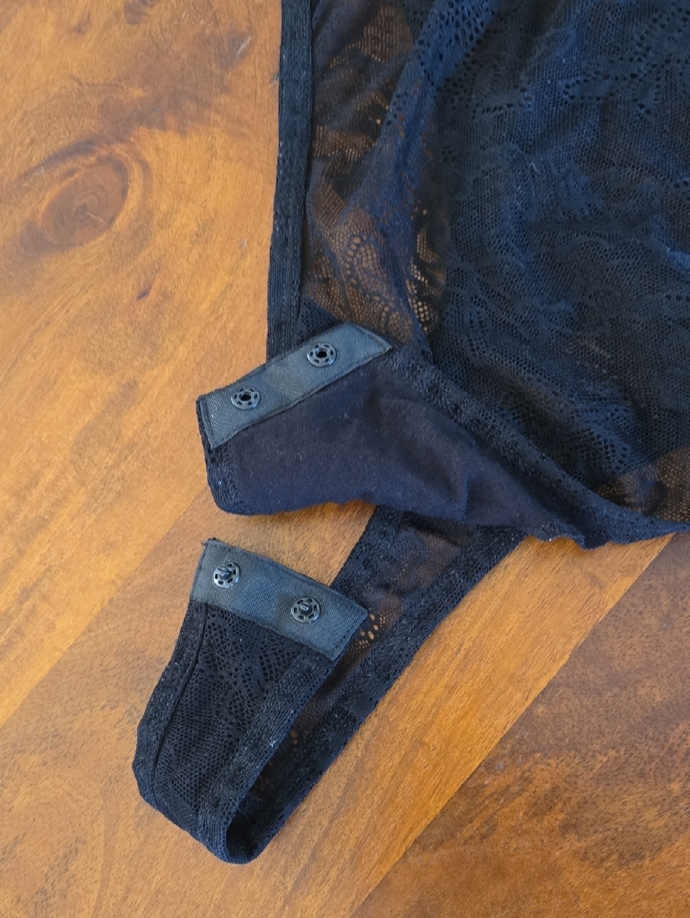 NWT Anthropologie Sheer Black Lace Long Sleeve Bodysuit Size Large - Picture 6 of 9